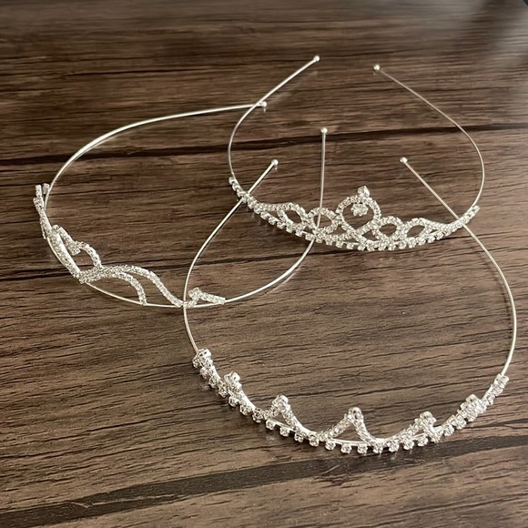 Princess Tiara Wedding Crown with Rhinestones - Picture 1 of 7